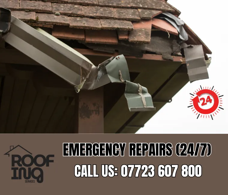 24/7 emergency roof repairs across Fowey